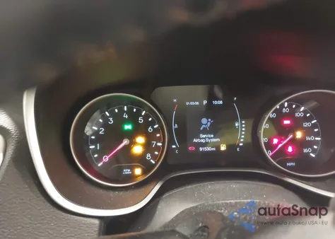 2018 Jeep Compass Latitude 4X4 z USA, uszkodzony, nr VIN 3C4NJDBB3JT150536